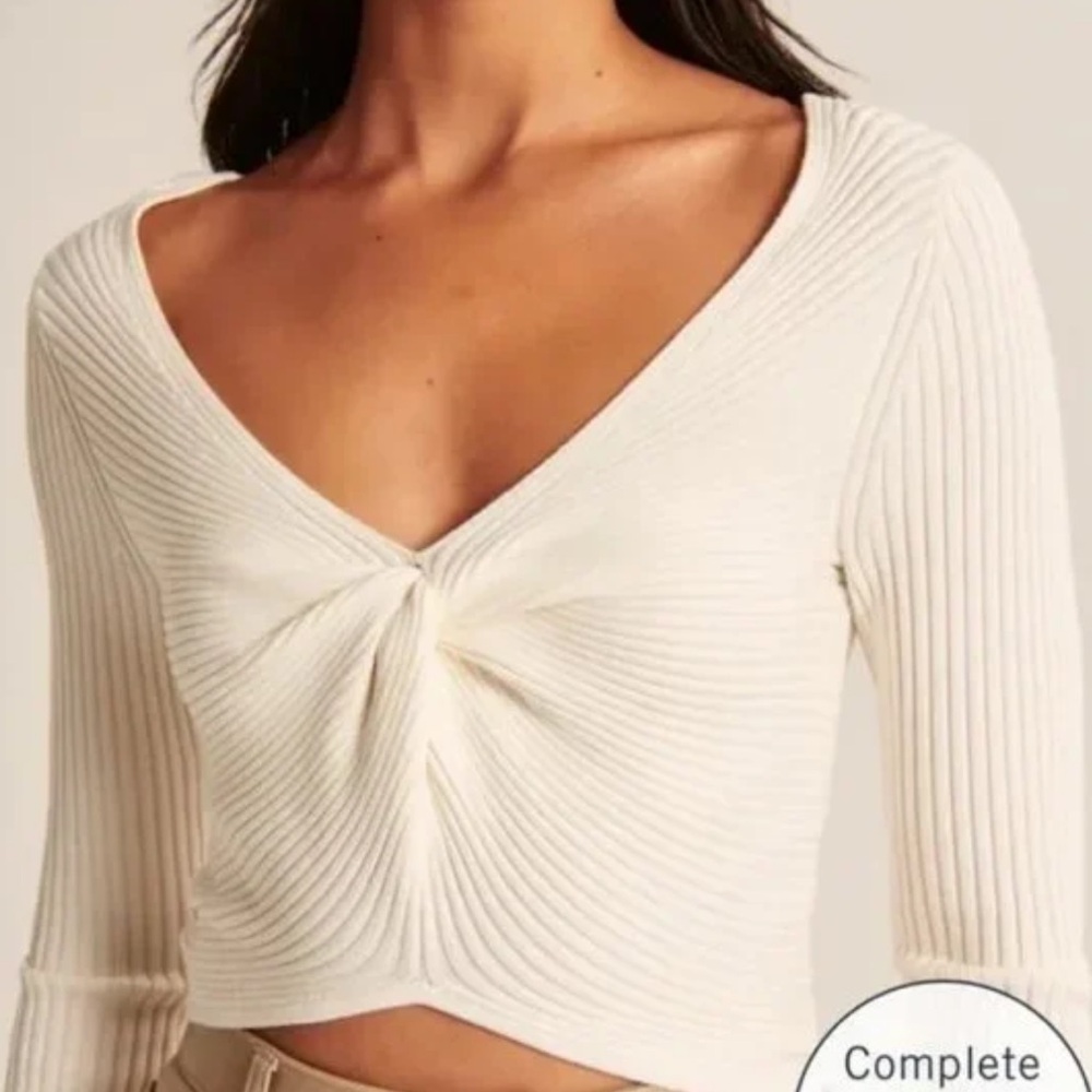 Abercrombie & Fitch sweater